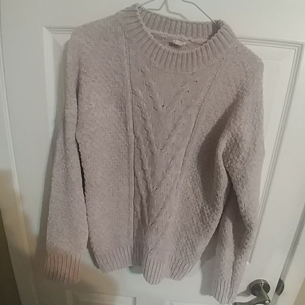 Light pink sweater